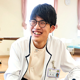 卒業生紹介